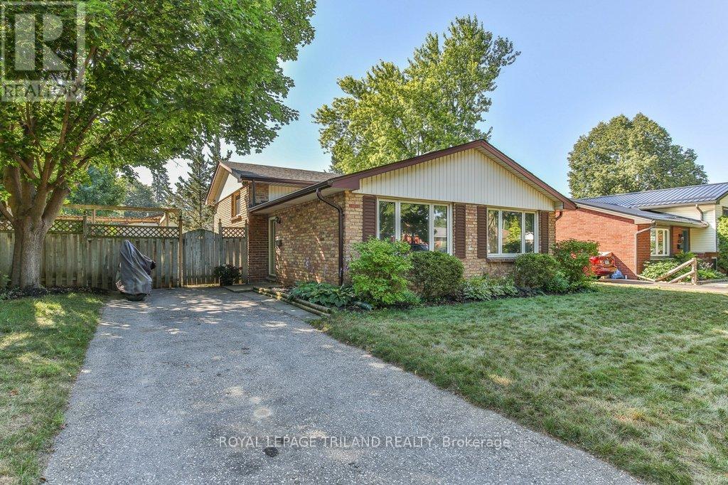 44 Tweed Cres, London, ON N5X 1Z4