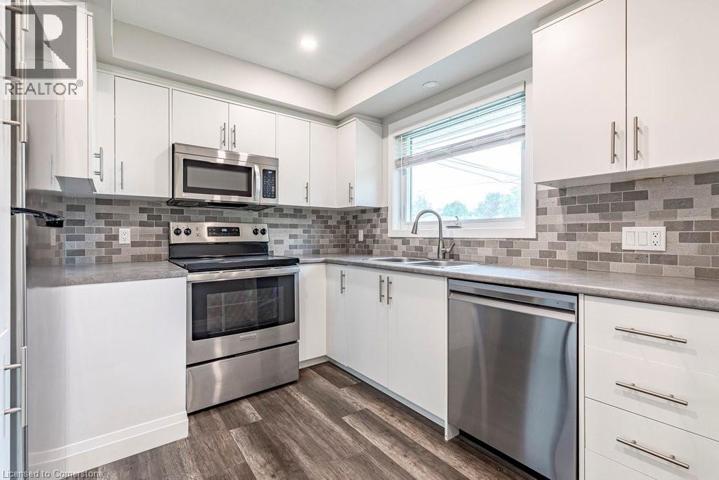 173 W 32nd St, Hamilton, ON L9C 5H1