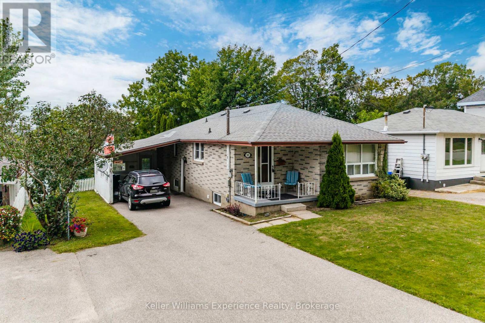 262 Ruby St, Midland, ON L4R 2L4