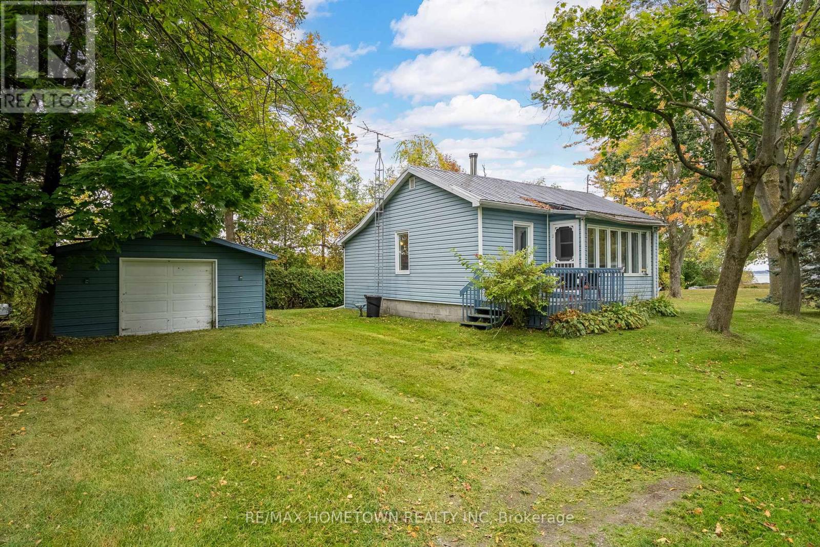 6235 Sara Dr, South Glengarry, ON K0C 1N0