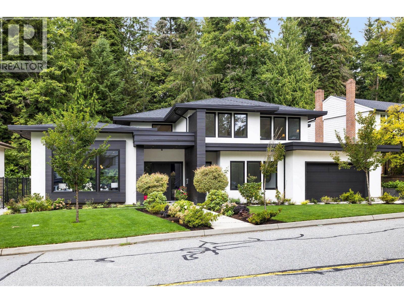 5197 Sonora Dr, North Vancouver, BC V7R 3V7