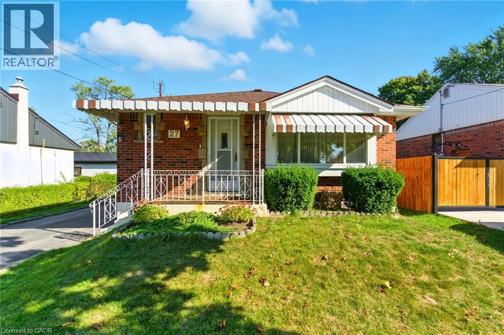 27 Warren Ave, Hamilton, ON L9C 3C7