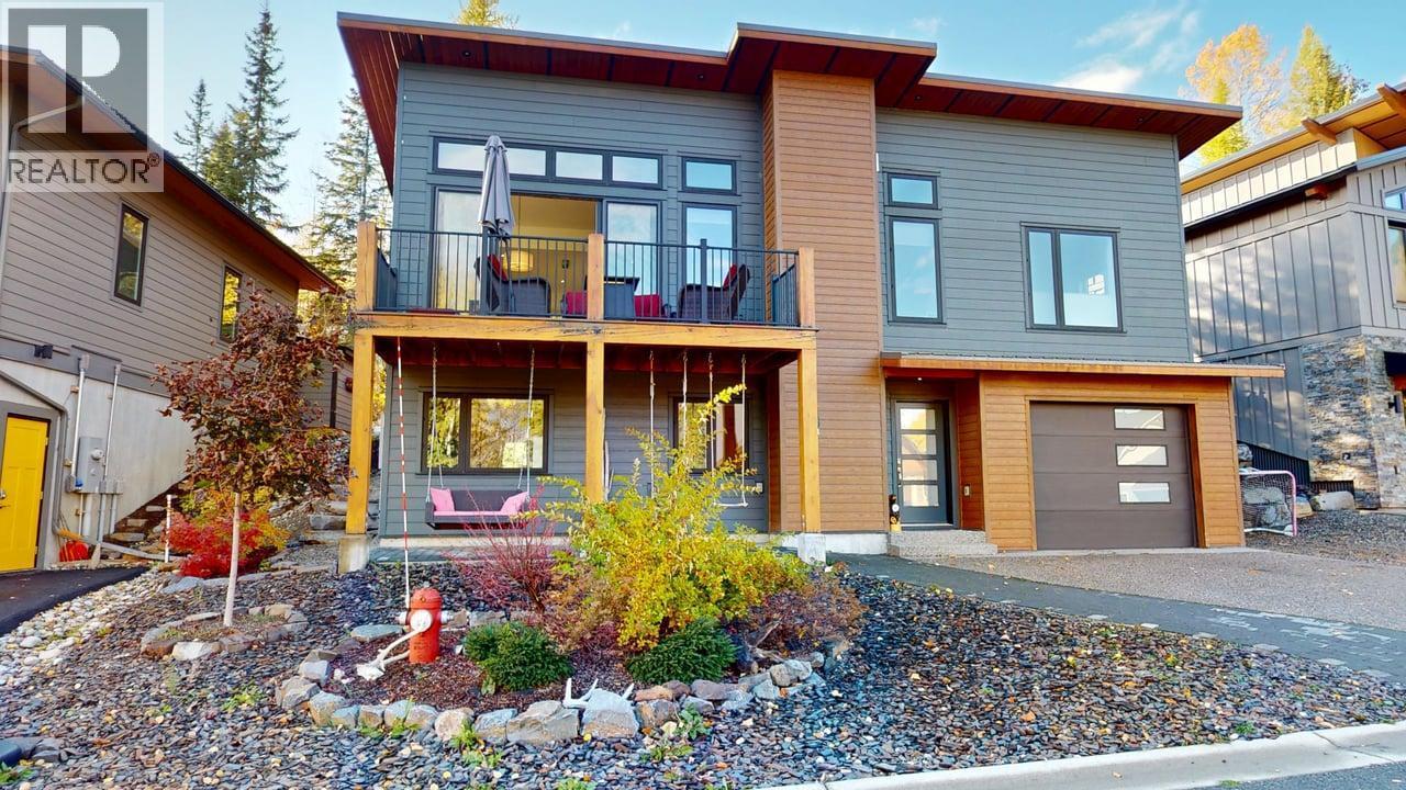 5 Alpine Trail Pl, Fernie, BC V0B 1M5