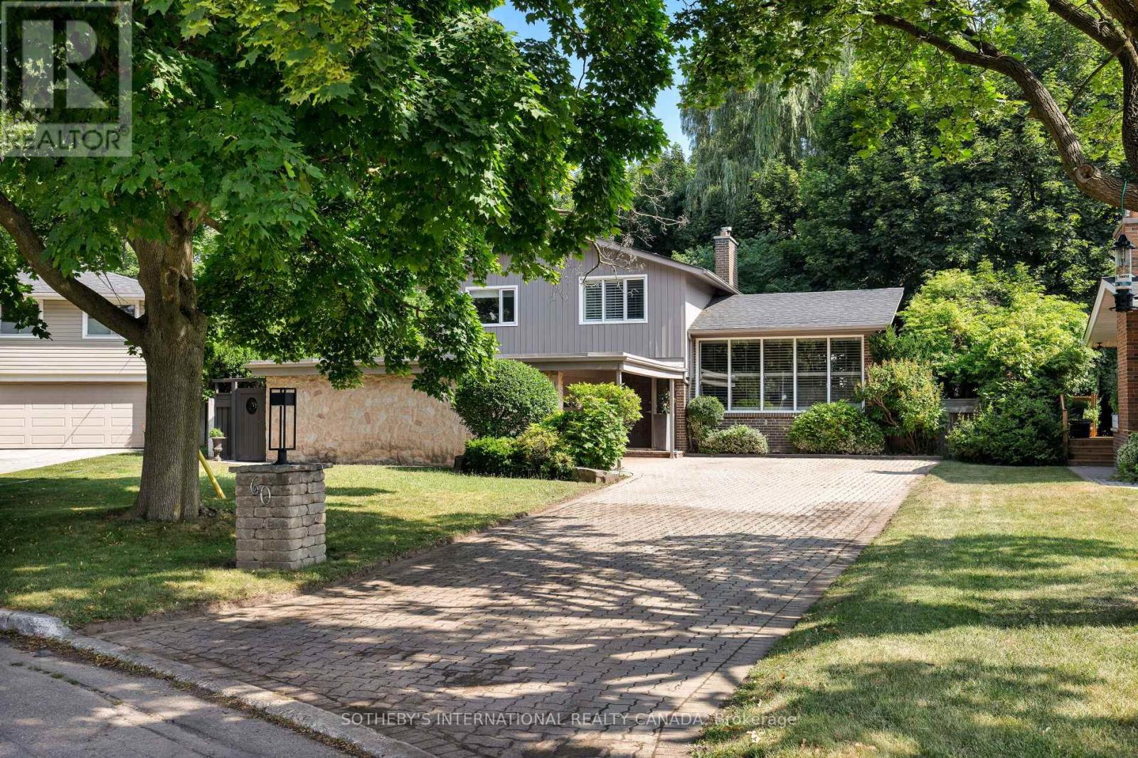 60 Doonaree Dr, Toronto Parkwoods-donalda, ON M3A 1M6