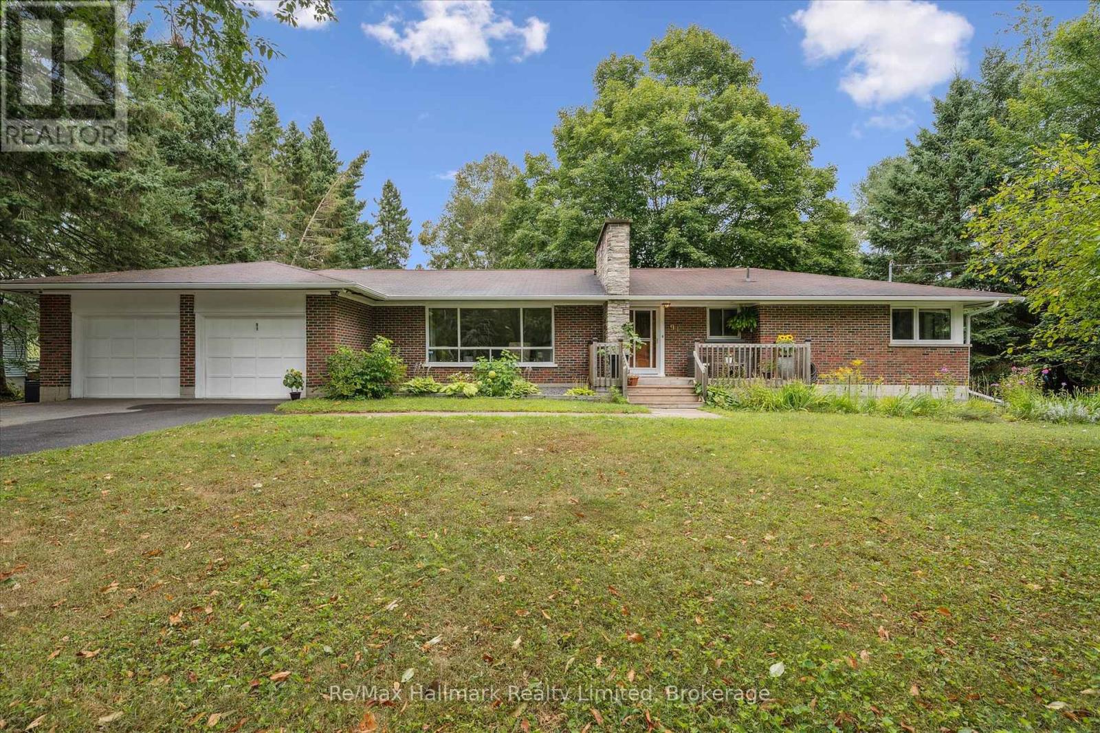 91 Spencer St, Bracebridge, ON P1L 1C4