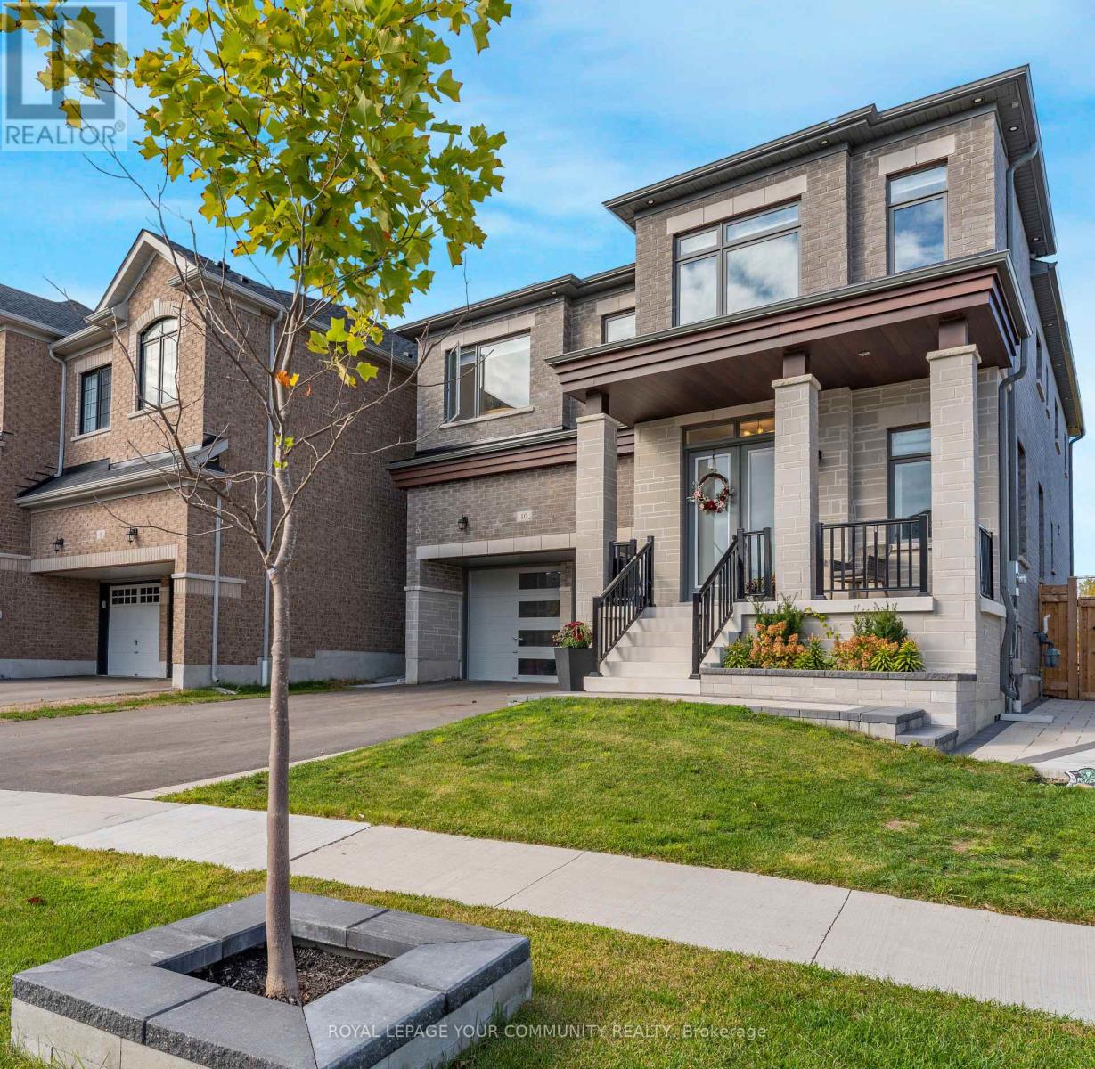 10 Priory Dr, Whitby, ON L1P 0K9