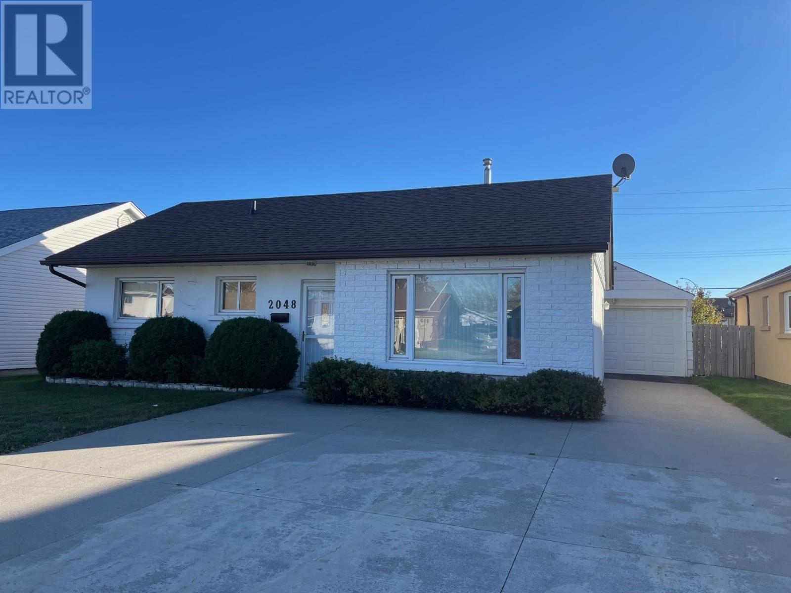 2048 Begin St E, Thunder Bay, ON P7E 5L5