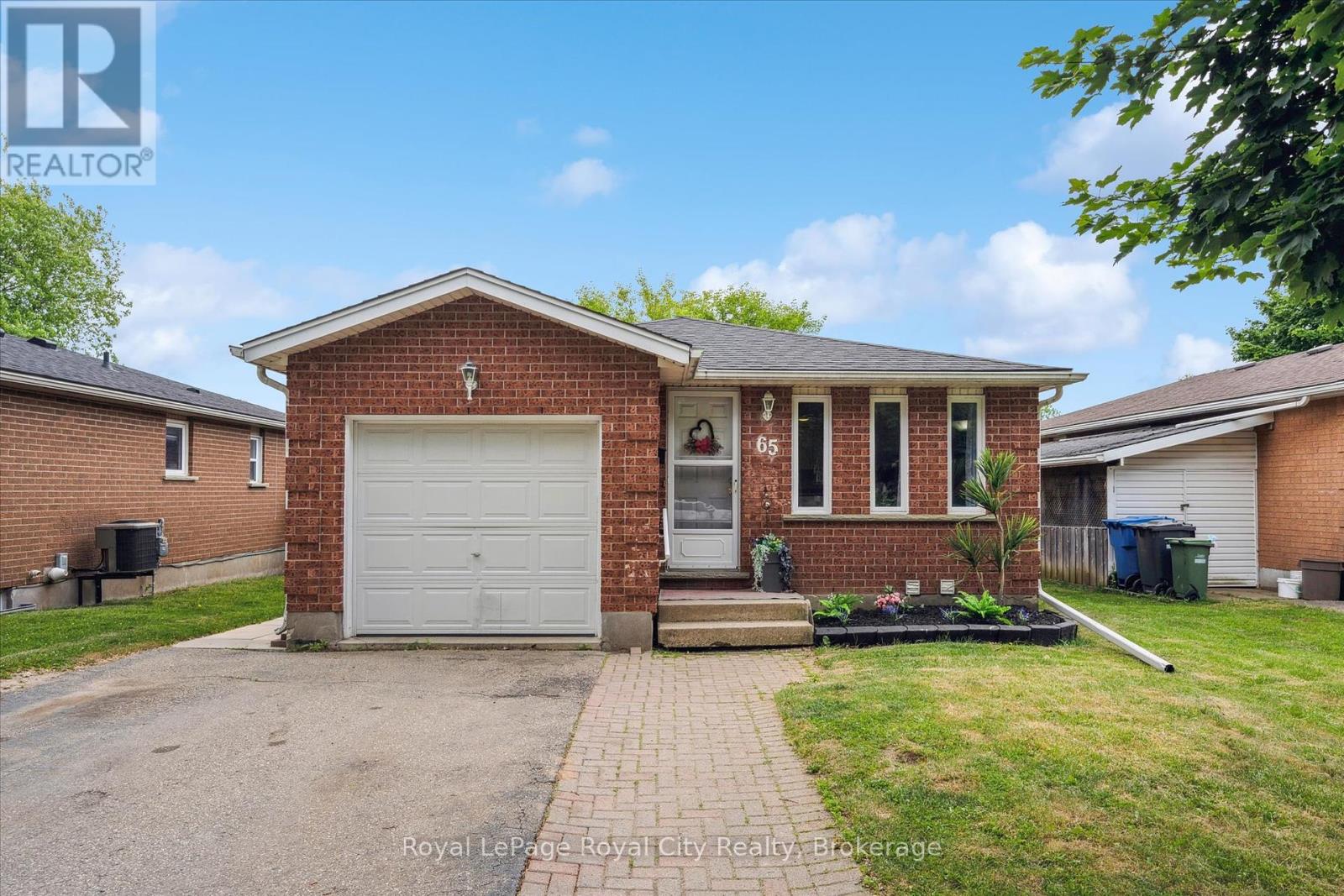 65 Eastview Rd, Guelph Grange Road, ON N1E 6K5