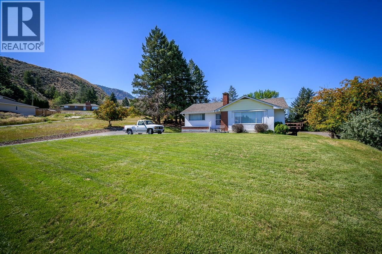 323 Ridge Rd, Kamloops, BC V2C 4Y9