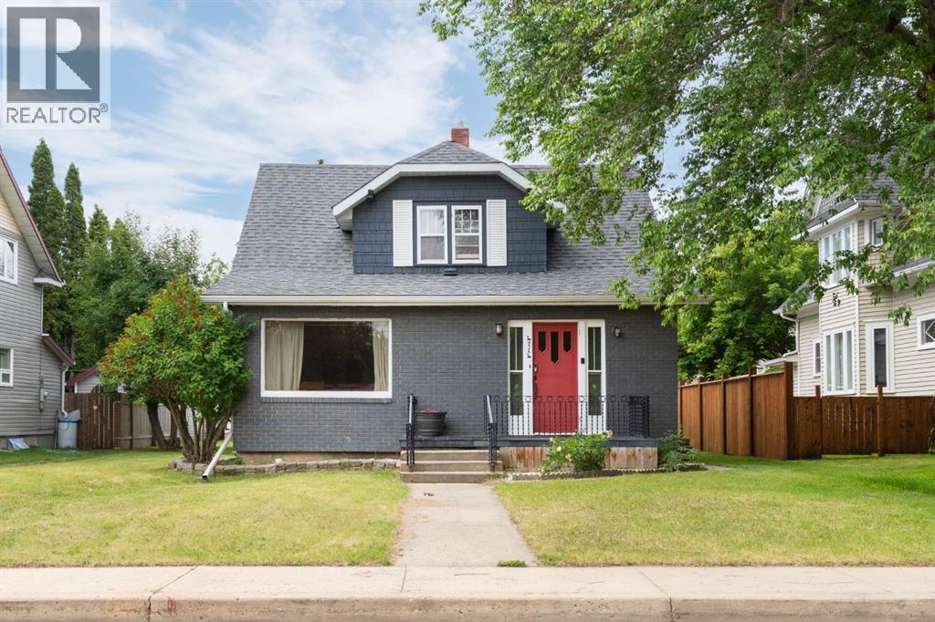 48 Street Unit 4714, Camrose, AB T4V 1L3