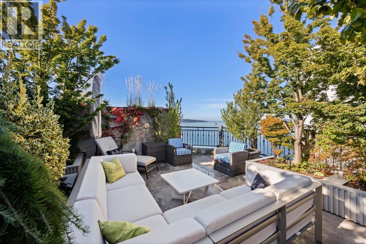 1236 Bidwell Street Unit 1601, Vancouver, BC V6G 2K9