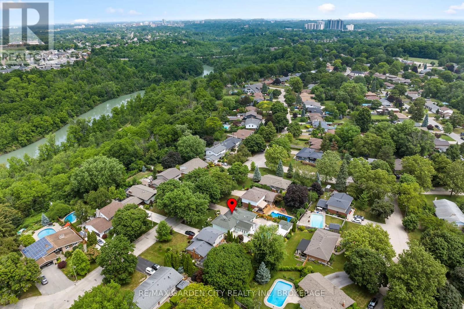 227 Riverview Blvd, St. Catharines, ON L2T 3N2