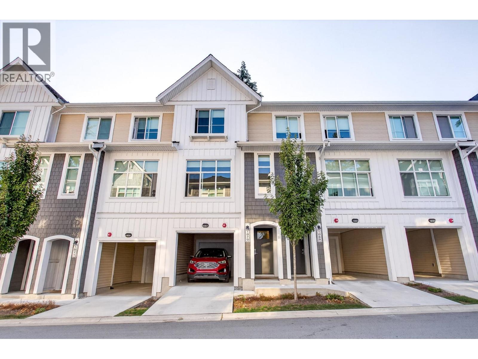 11280 Pazarena Place Unit 1070, Maple Ridge, BC V2X 9H8