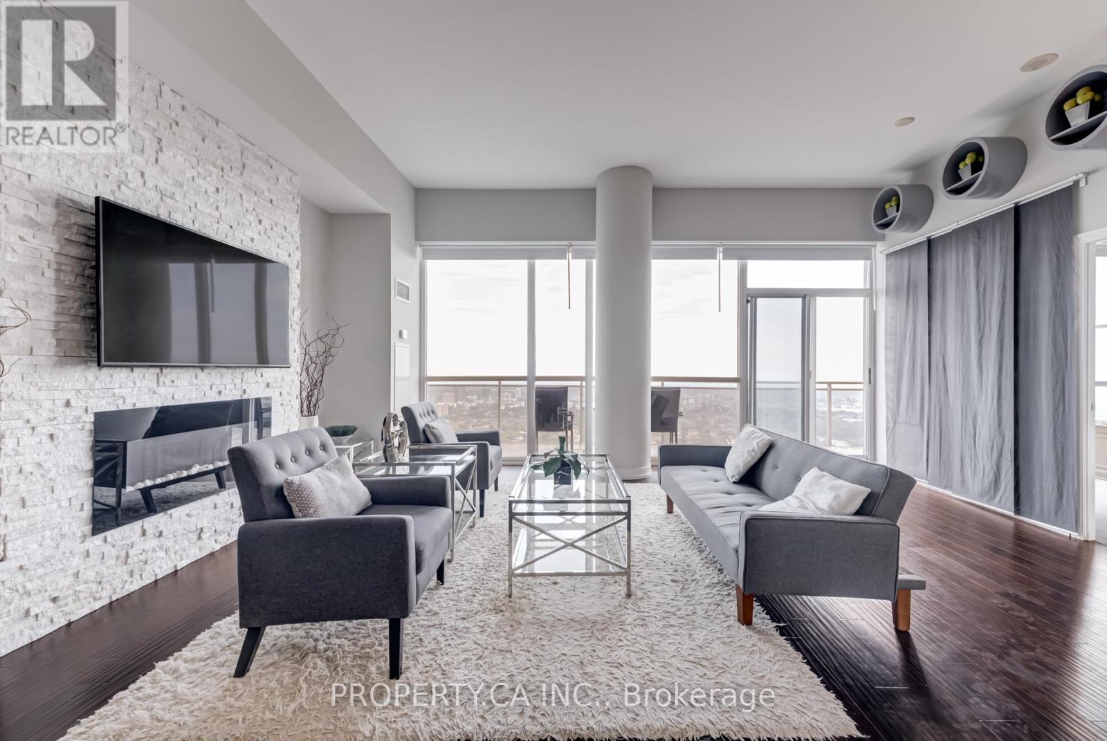 223 Webb Dr Ph3504 Dr, Mississauga, ON L5B 0E8