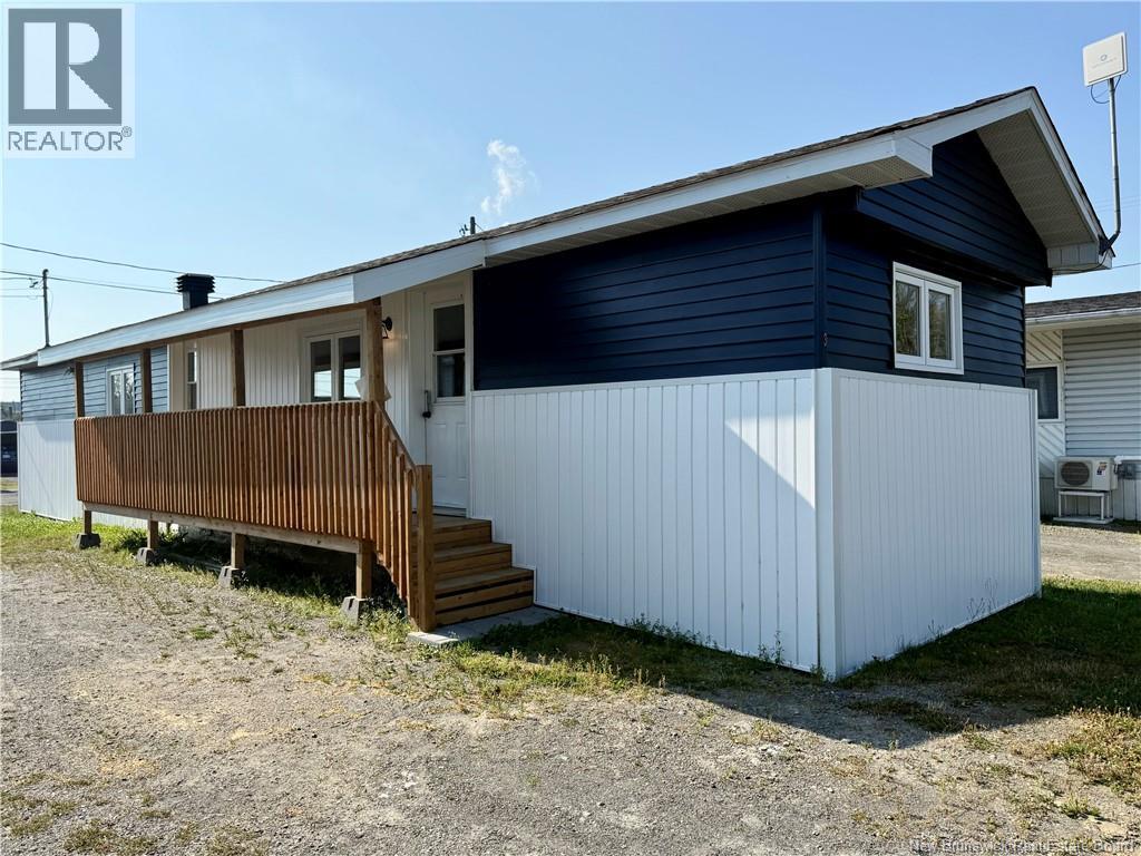3 Gagnon Ave, Edmundston, NB E3V 3H8
