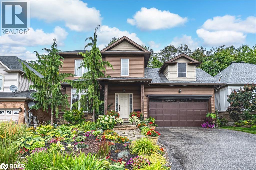 11 Oakmont Ave, Oro-Medonte, ON L0L 2L0