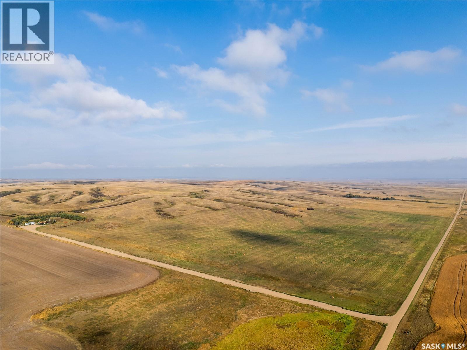 Hobby Farm Near Mortlach, Wheatlands Rm No. 163, SK S0H 3E0