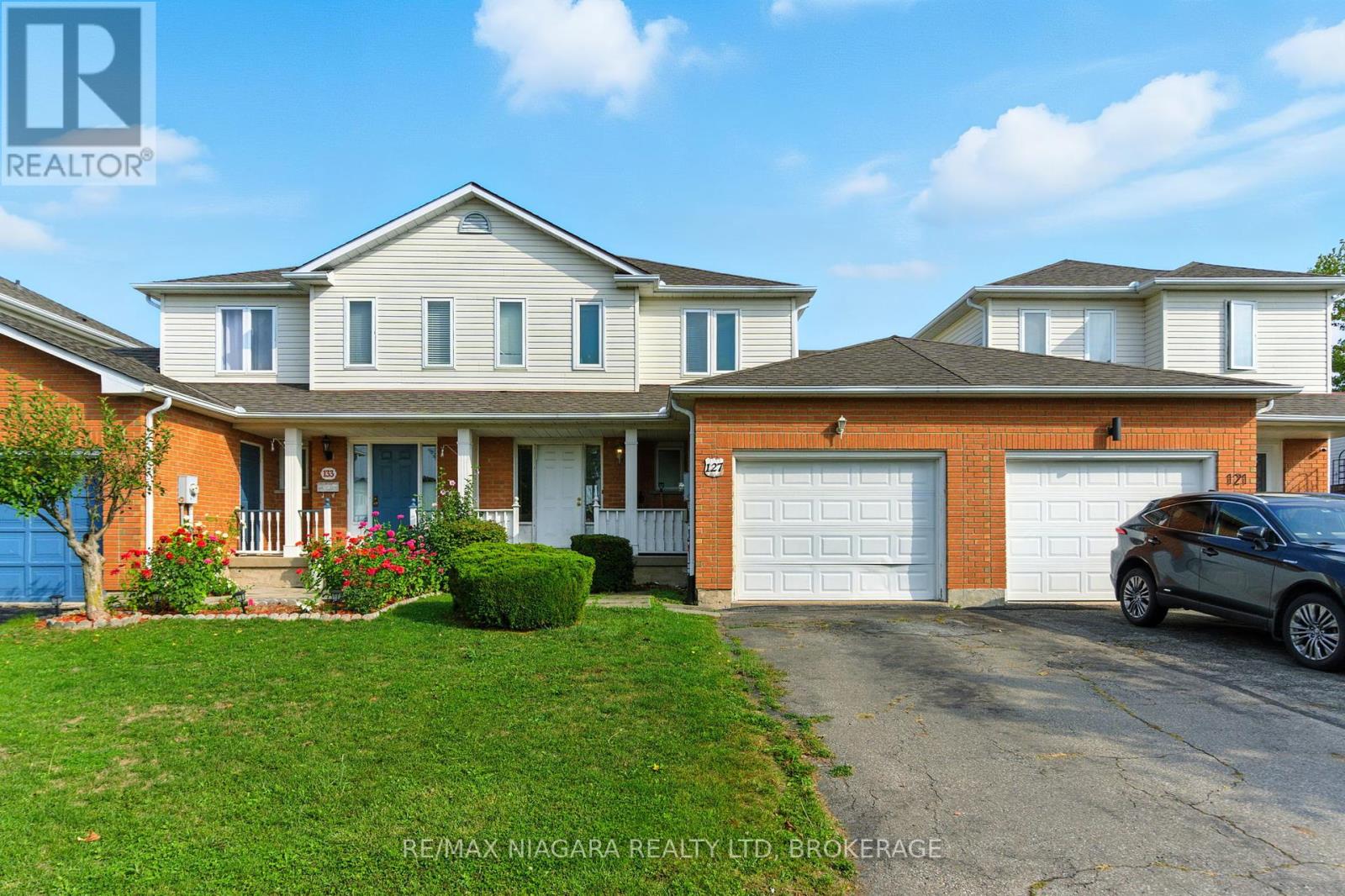 127 Devine Cres, Thorold, ON L2V 5A5