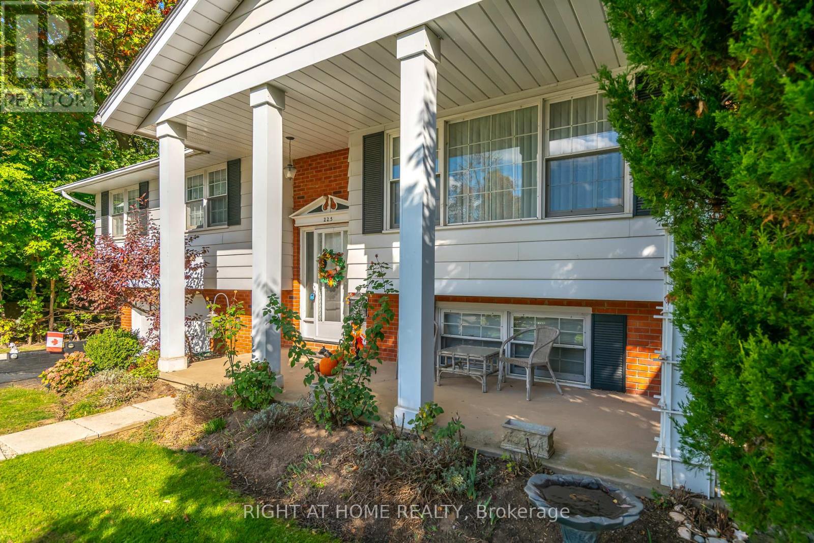 225 Anne St, Niagara-on-the-lake Town, ON L0S 1J0