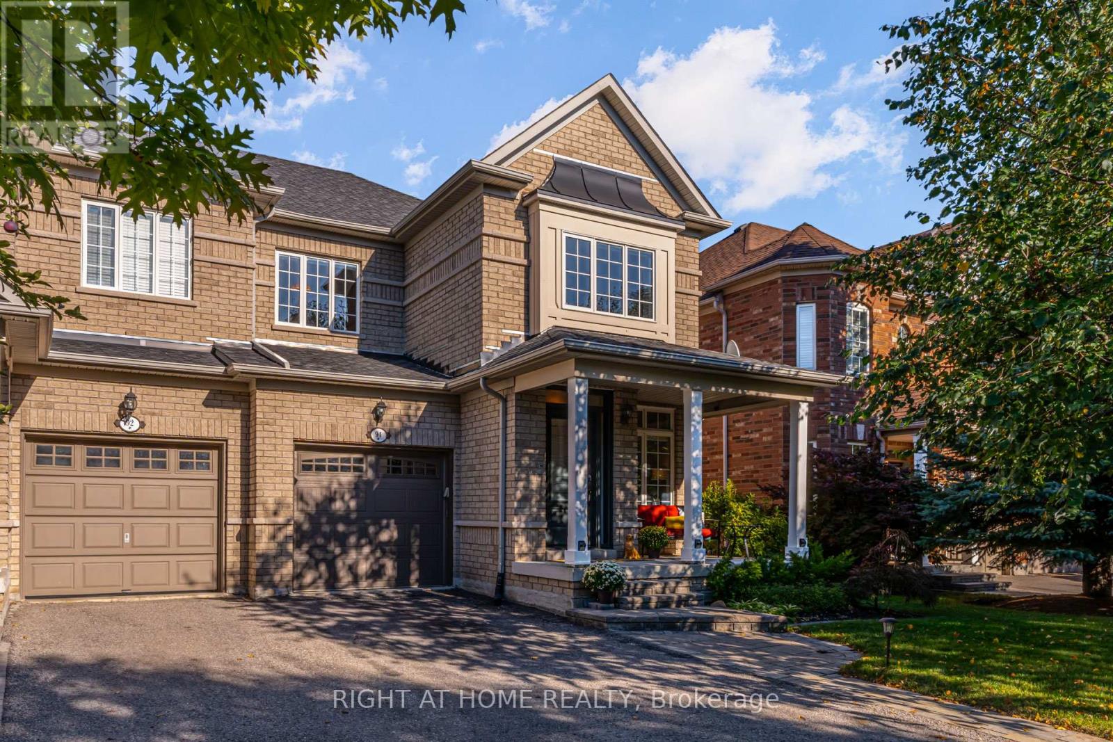 94 Limeridge St, Aurora, ON L4G 7S2