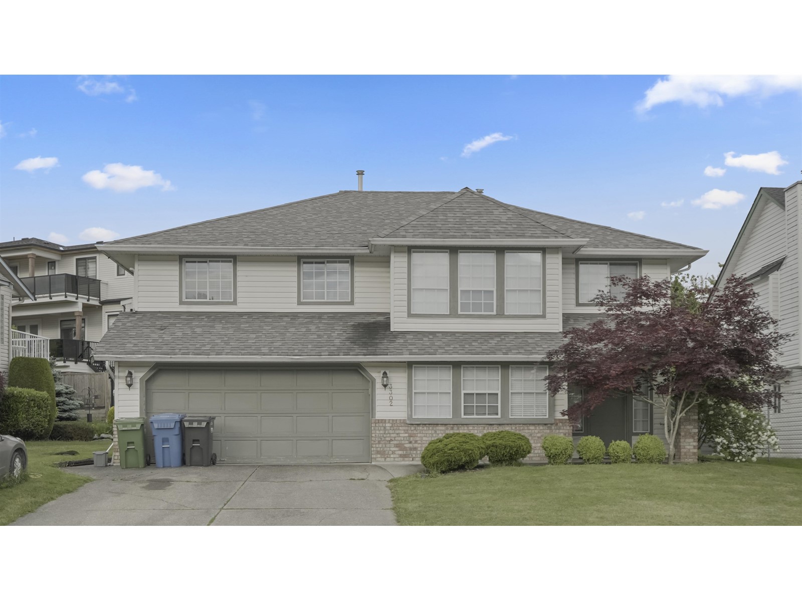 3302 Firhill Dr, Abbotsford, BC V2T 5L4