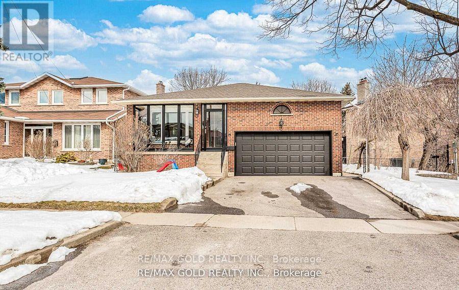 3 Panorama Cres N, Brampton Northgate, ON L6S 3T7