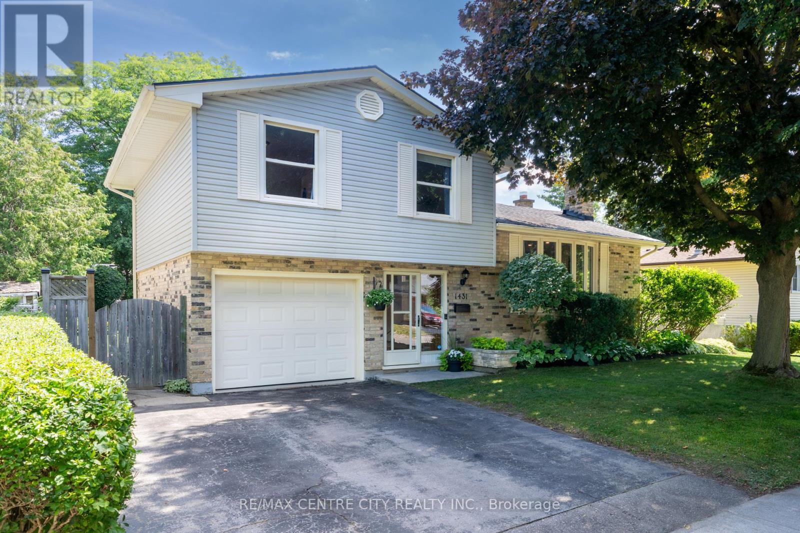 1431 Stoneybrook Cres, London, ON N5X 1C3
