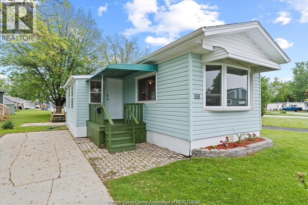 88 Dana, Essex, ON N8M 1Z8