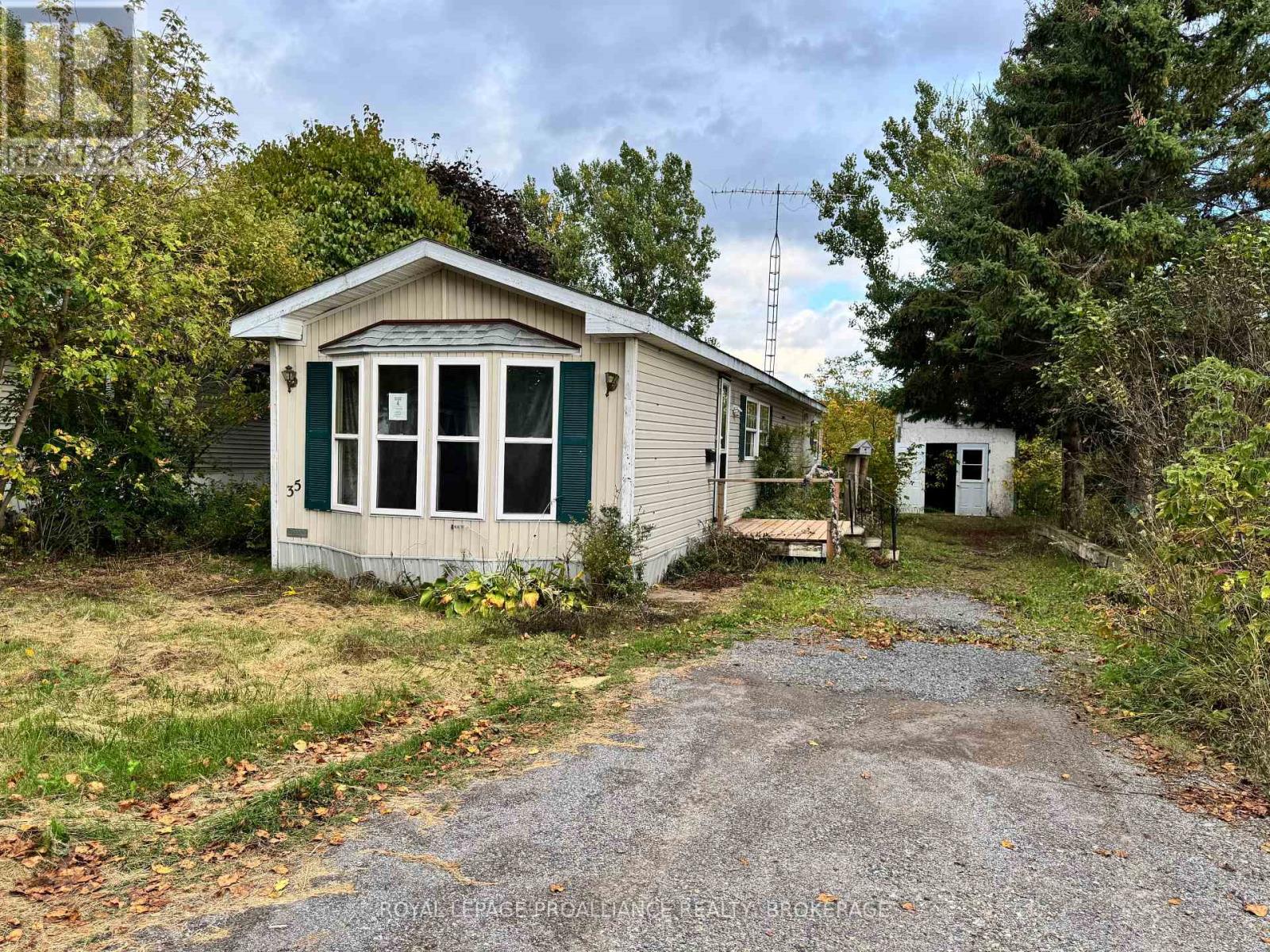 35 227 Big Hill Rd, Leeds and the Thousand Islands, ON K0H 2N0