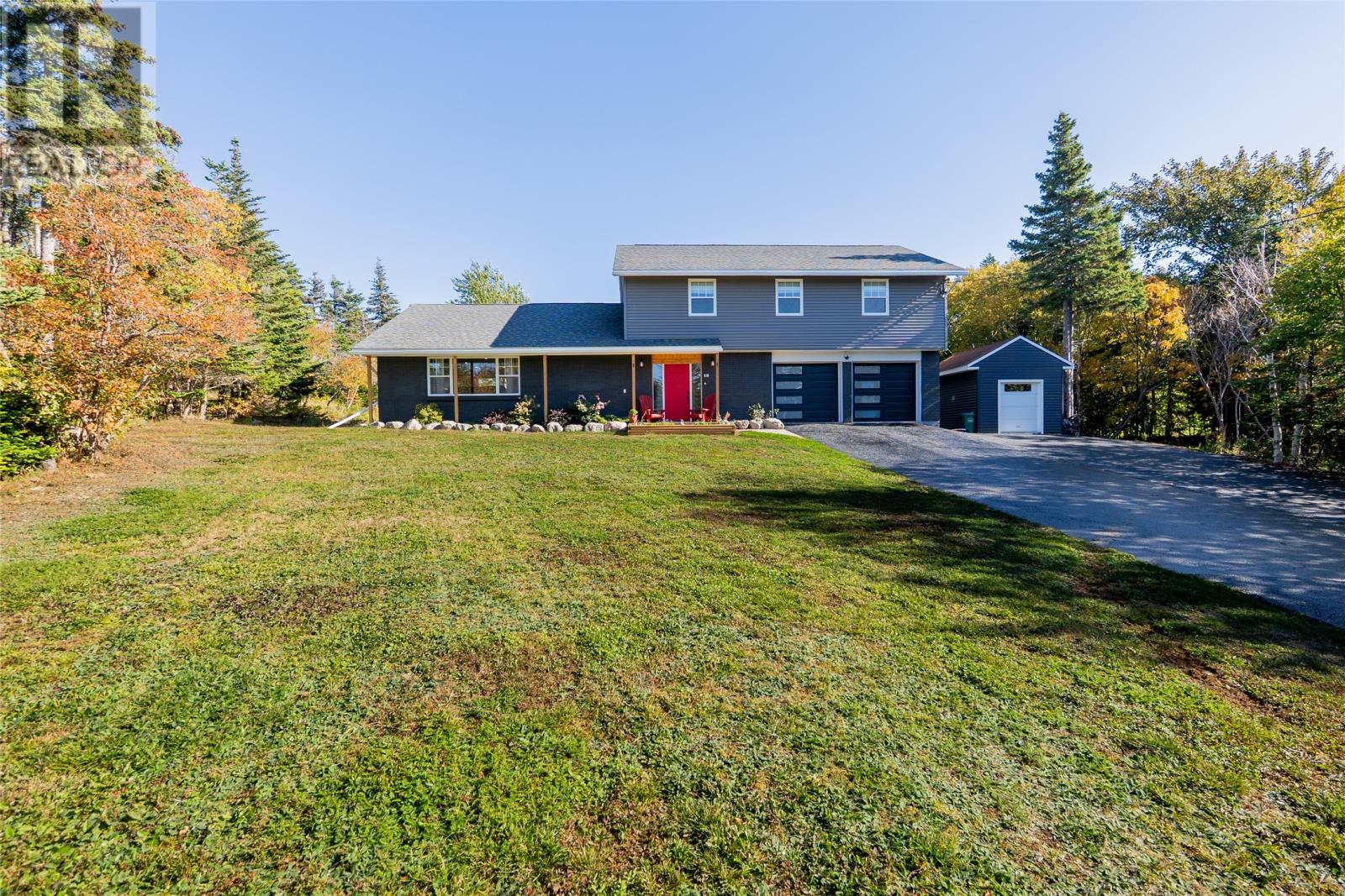 18 Smiths Rd, Portugal Cove - St.  Philip's, NL A1M 1Y1
