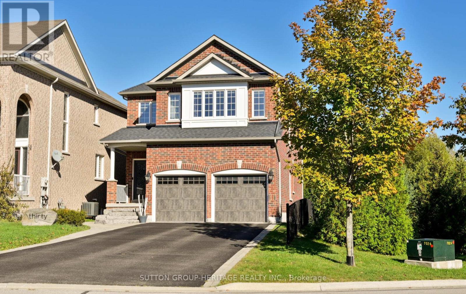 30 Bradford Ct, Whitby Blue Grass Meadows, ON L1N 0G7
