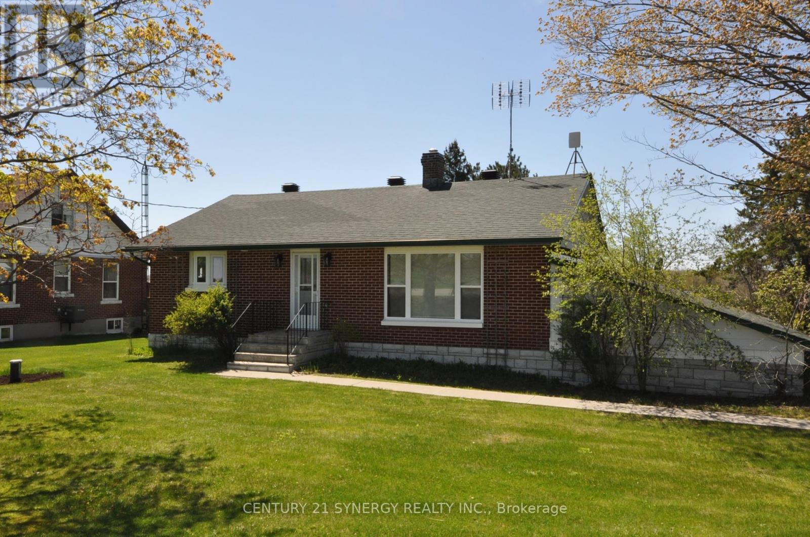 12009 Highway 15, Montague, ON K7A 4S7