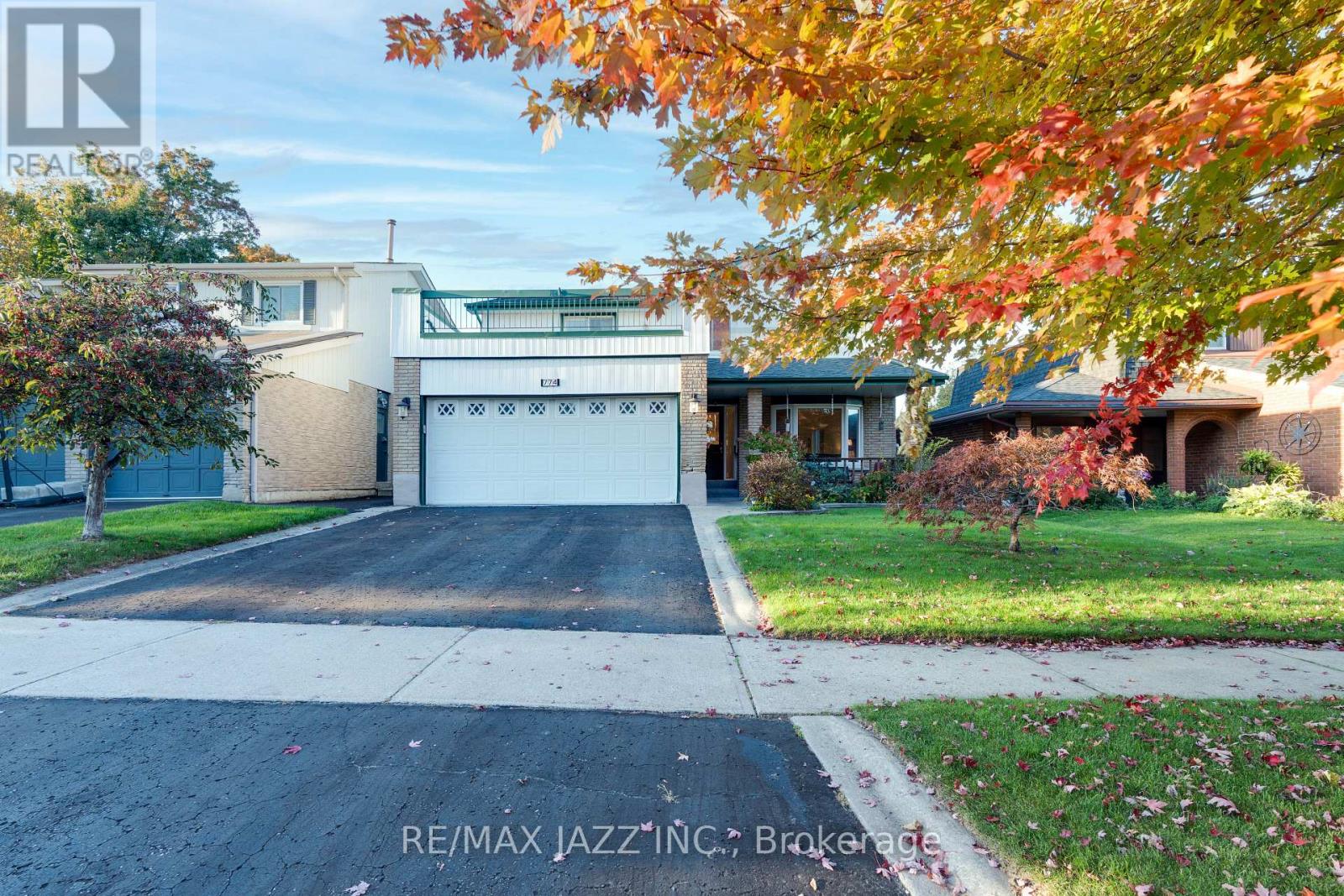 774 Millbank Rd, Pickering, ON L1V 3L5