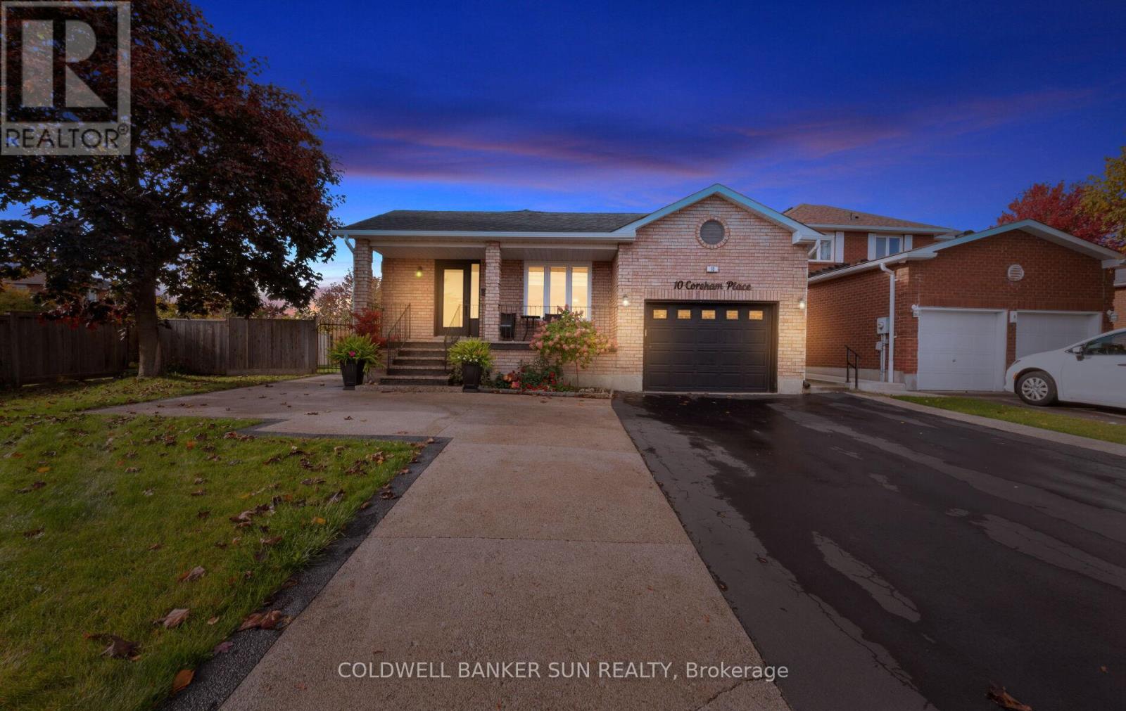 10 Corsham Pl, Caledon, ON L7E 1L3