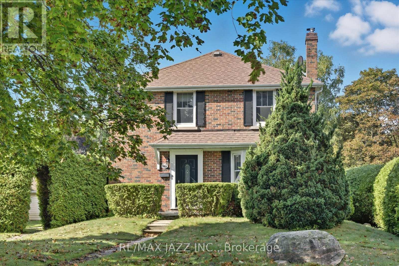 145 Switzer Dr, Oshawa, ON L1G 3J6
