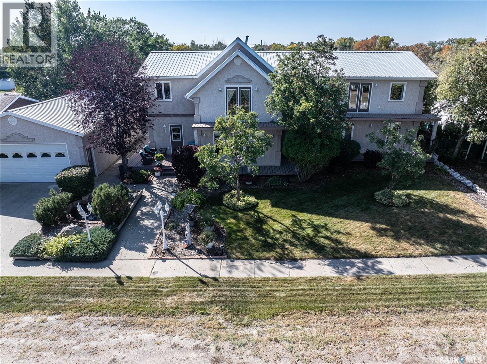 304 1 Street West, Milden, SK S0L 2L0
