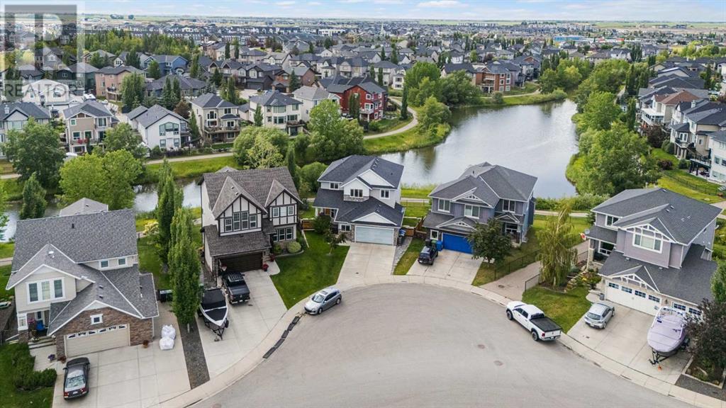 156 Rainbow Falls Mnr, Chestermere, AB T1X 0G6