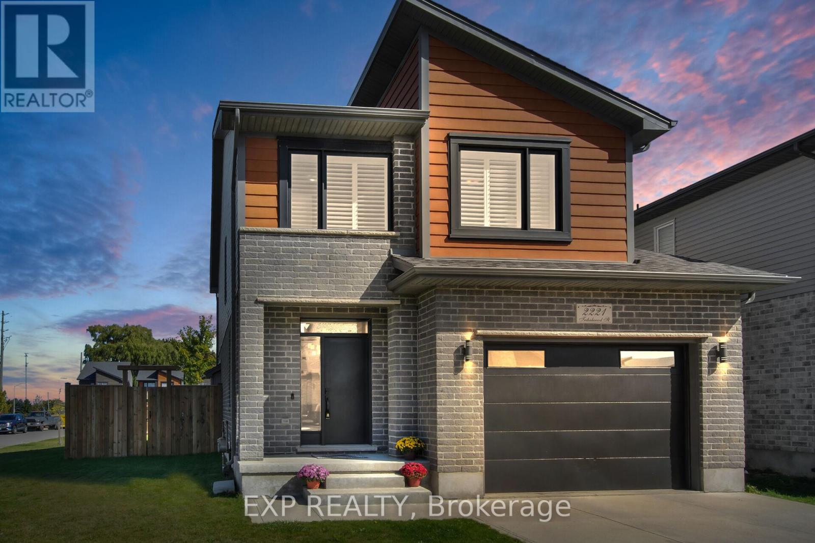 2221 Tribalwood St St, London, ON N6G 0R4