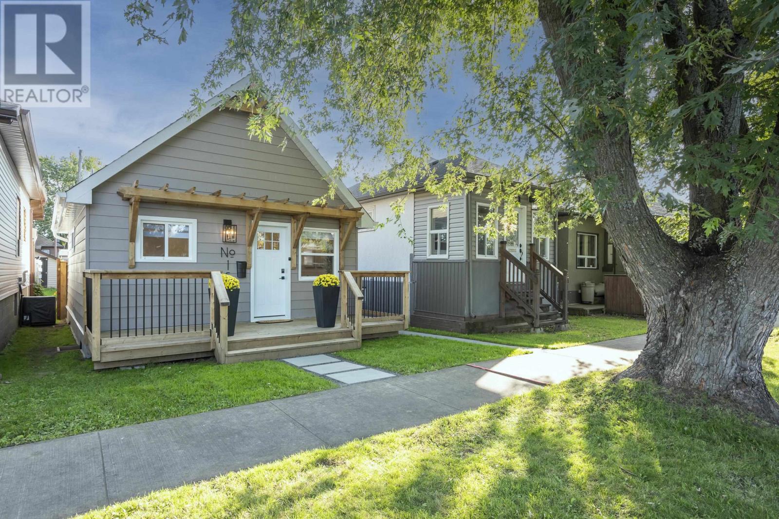 1514 Rankin St, Thunder Bay, ON P7C 3Y8