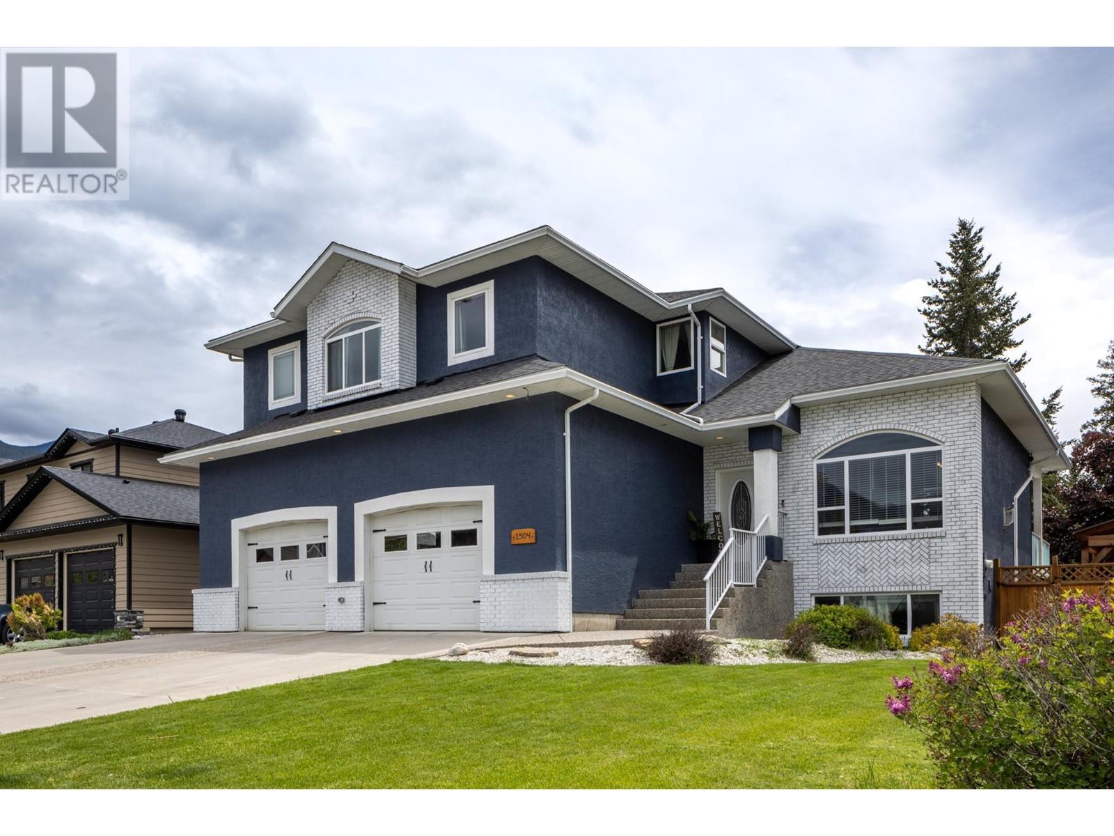1504 Poplar St, Golden, BC V0A 1H0