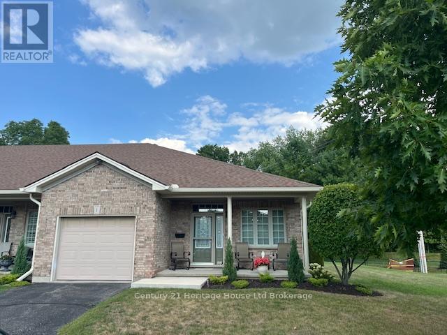1 21 Balazs Ct, Tillsonburg, ON N4G 5W6
