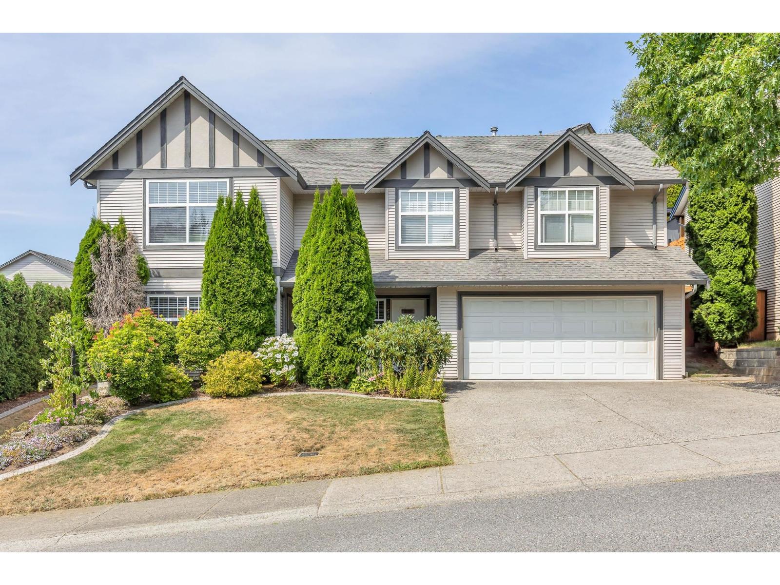 35479 Tweedsmuir Dr, Abbotsford, BC V3G 2X8