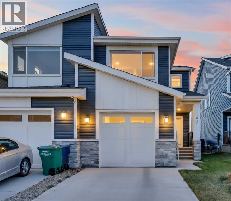 1517 Bayview Pt SW, Airdrie, AB T4B 5K1