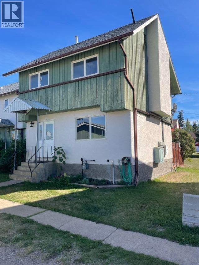 5320 Mountainview Drive Unit 33, Fort Nelson, BC V0C 1R0