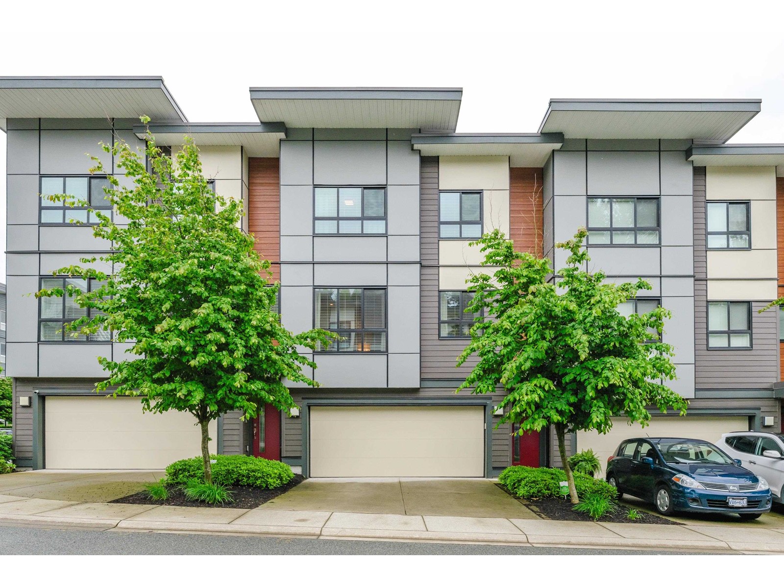 1938 N Parallel Road Unit 31, Abbotsford, BC V3G 0H1