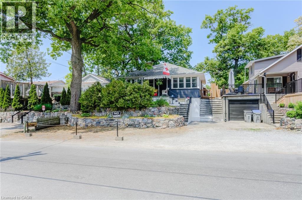 3 Elmwood Ave, Lambton Shores, ON N0M 1T0