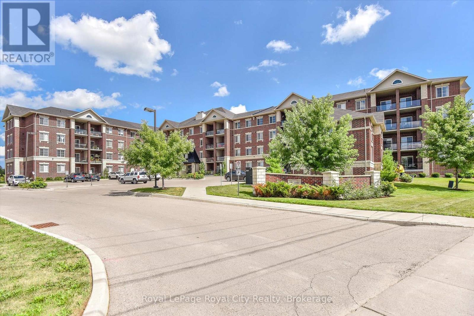 122 1440 Gordon St, Guelph, ON N1L 1C8