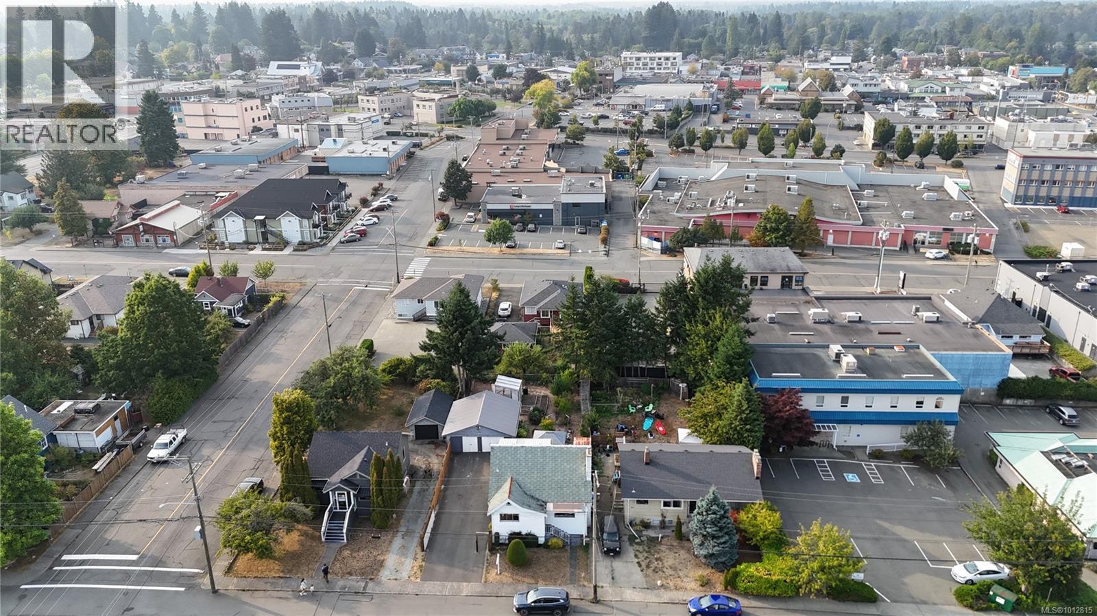 379 11th Street, Courtenay, BC V9N 1S4
