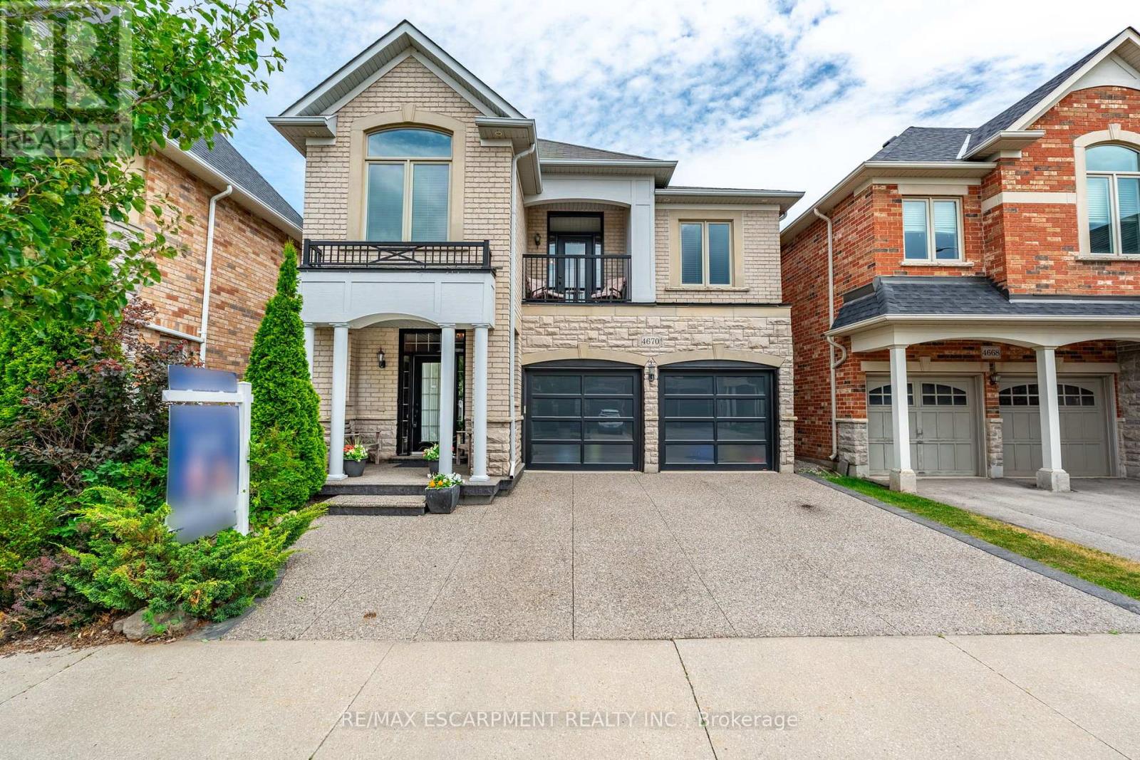 4670 Huffman Rd N, Burlington, ON L7M 0G5
