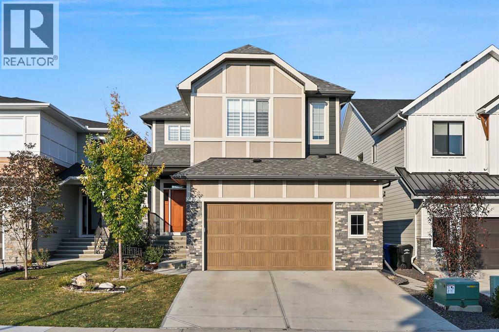 34 Coach Ridge Pt SW, Calgary, AB T3H 2A7